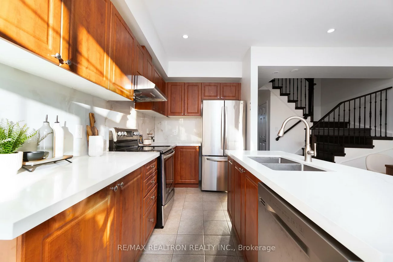 50, Greensborough Villag, Greensborough, Markham