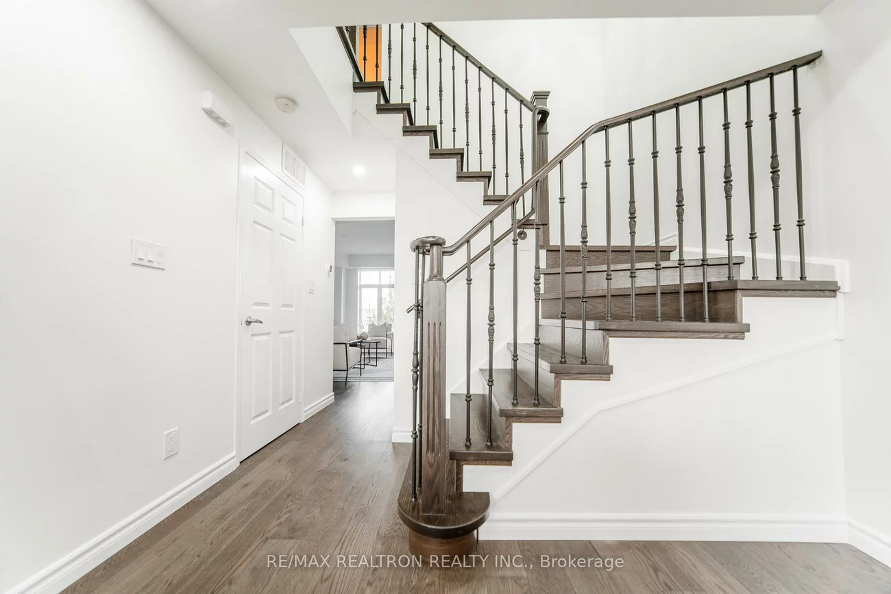 50, Greensborough Villag, Greensborough, Markham