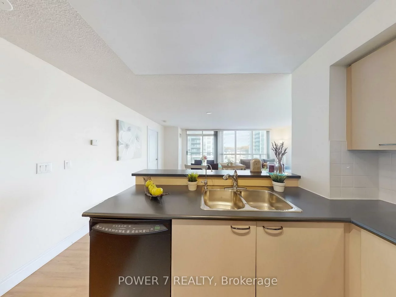 48, Suncrest, Commerce Valley, Markham