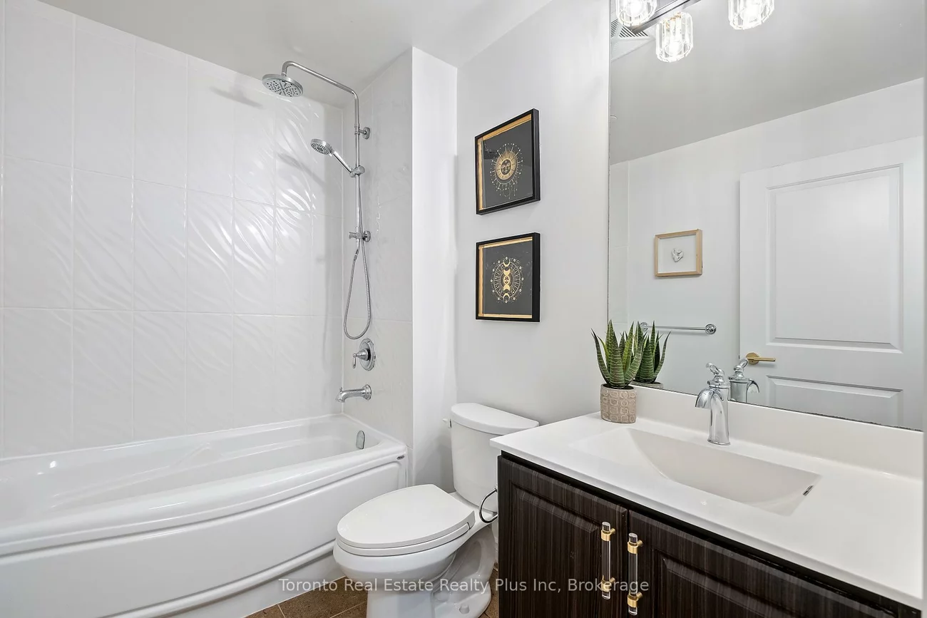 99, South Town Centre, Unionville, Markham