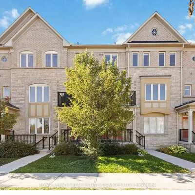 2179, Bur Oak, Greensborough, Markham