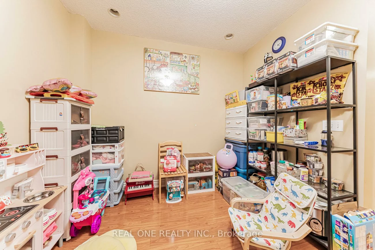 8, St Moritz, Unionville, Markham