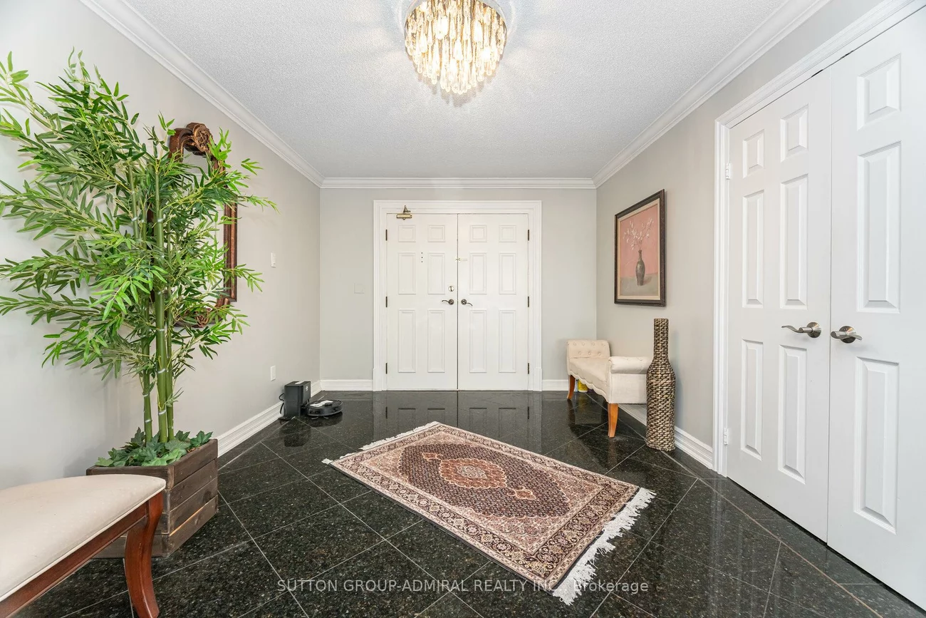 7825, Bayview, Aileen-Willowbrook, Markham