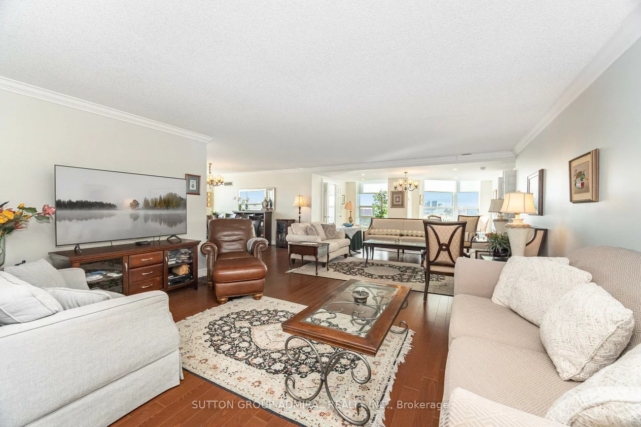 7825, Bayview, Aileen-Willowbrook, Markham