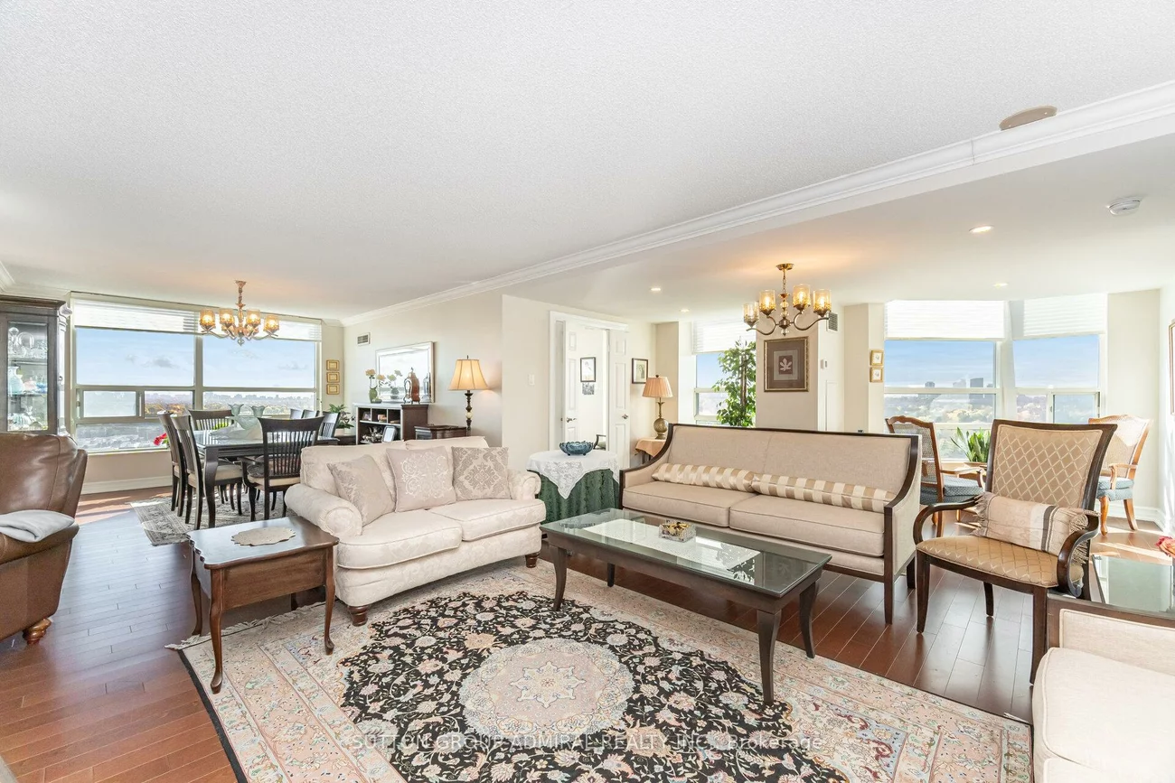 7825, Bayview, Aileen-Willowbrook, Markham