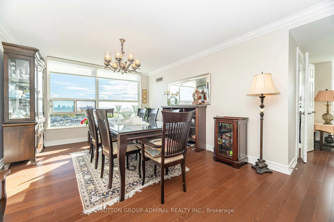 7825, Bayview, Aileen-Willowbrook, Markham