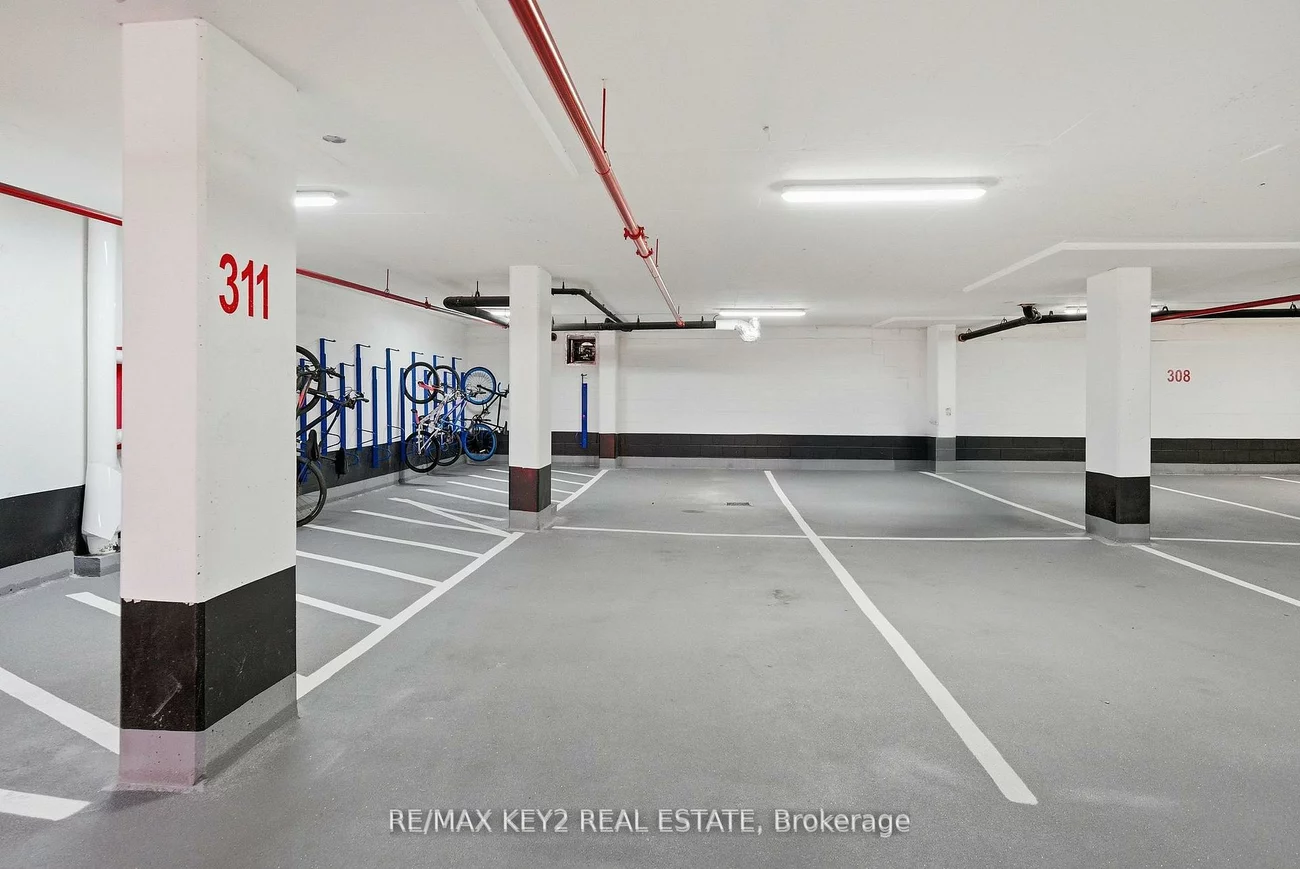 38, Water Walk, Unionville, Markham