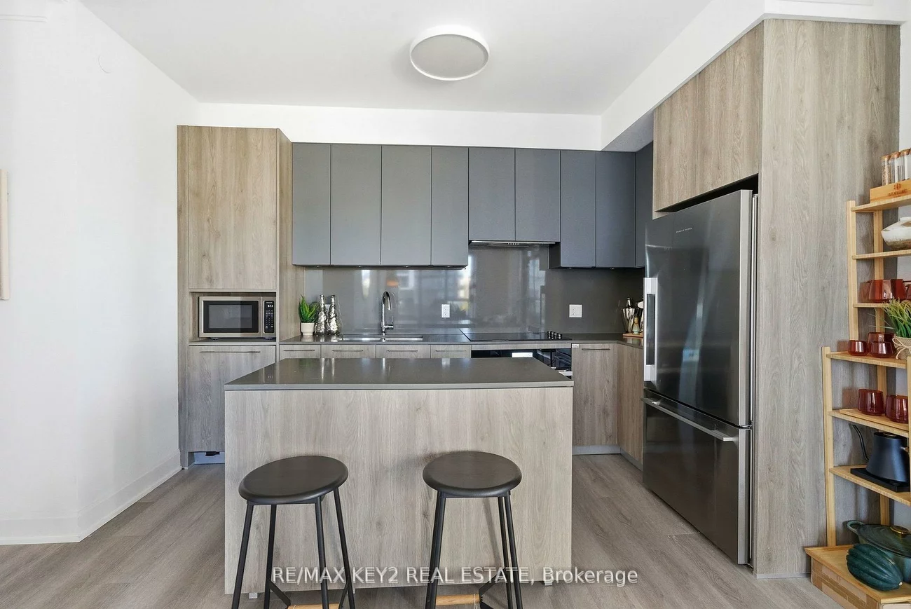 38, Water Walk, Unionville, Markham