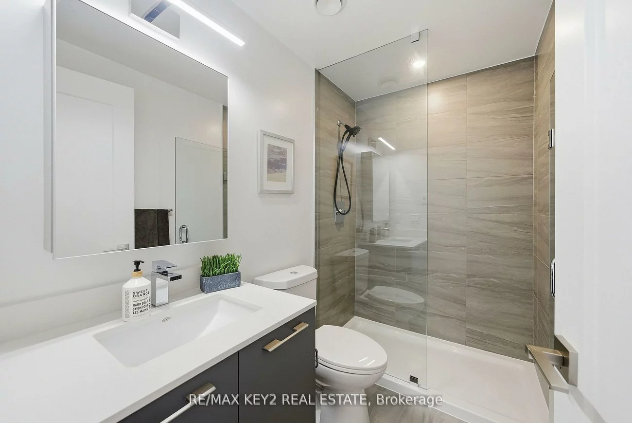 38, Water Walk, Unionville, Markham