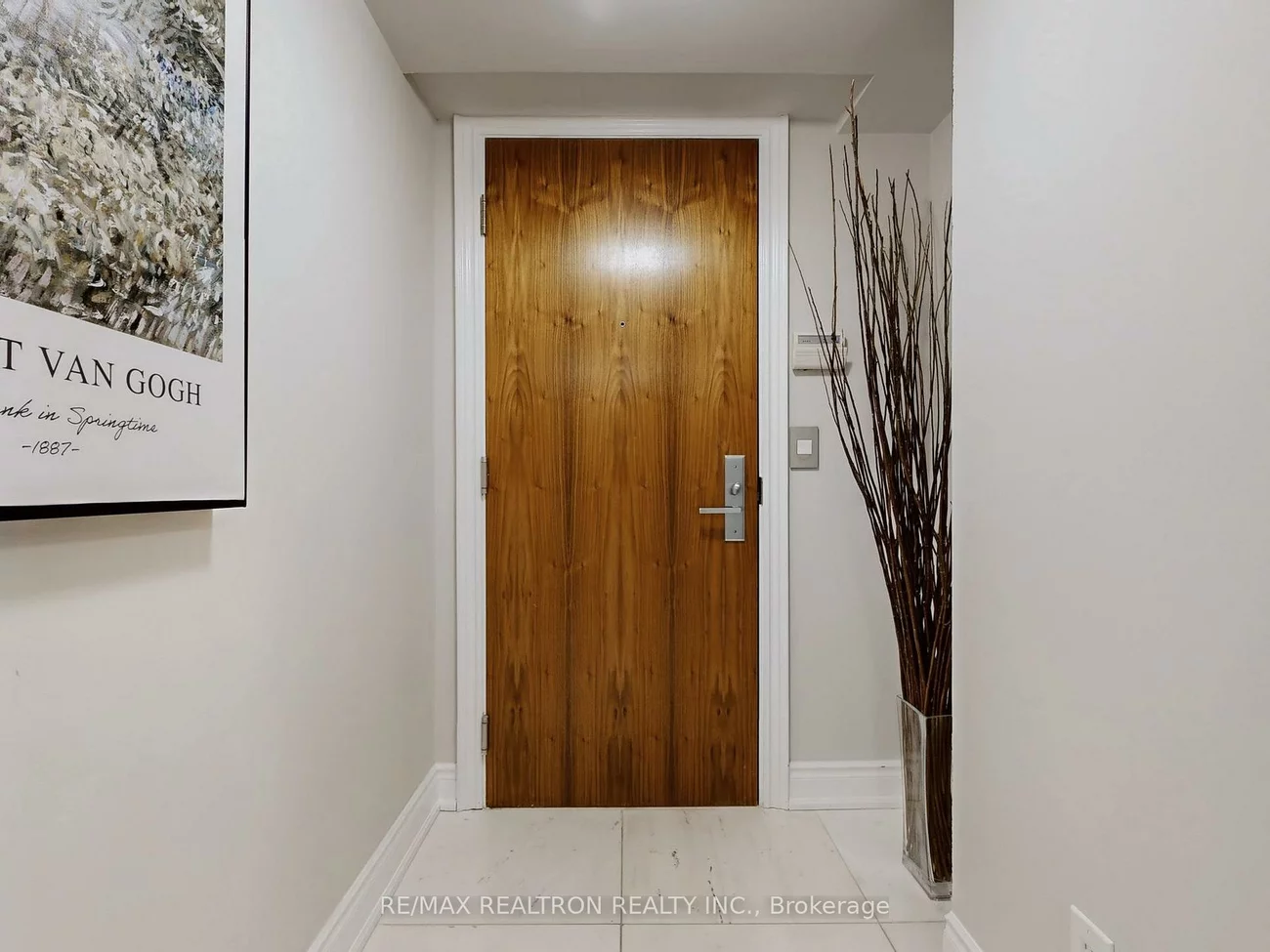 37, Galleria, Commerce Valley, Markham