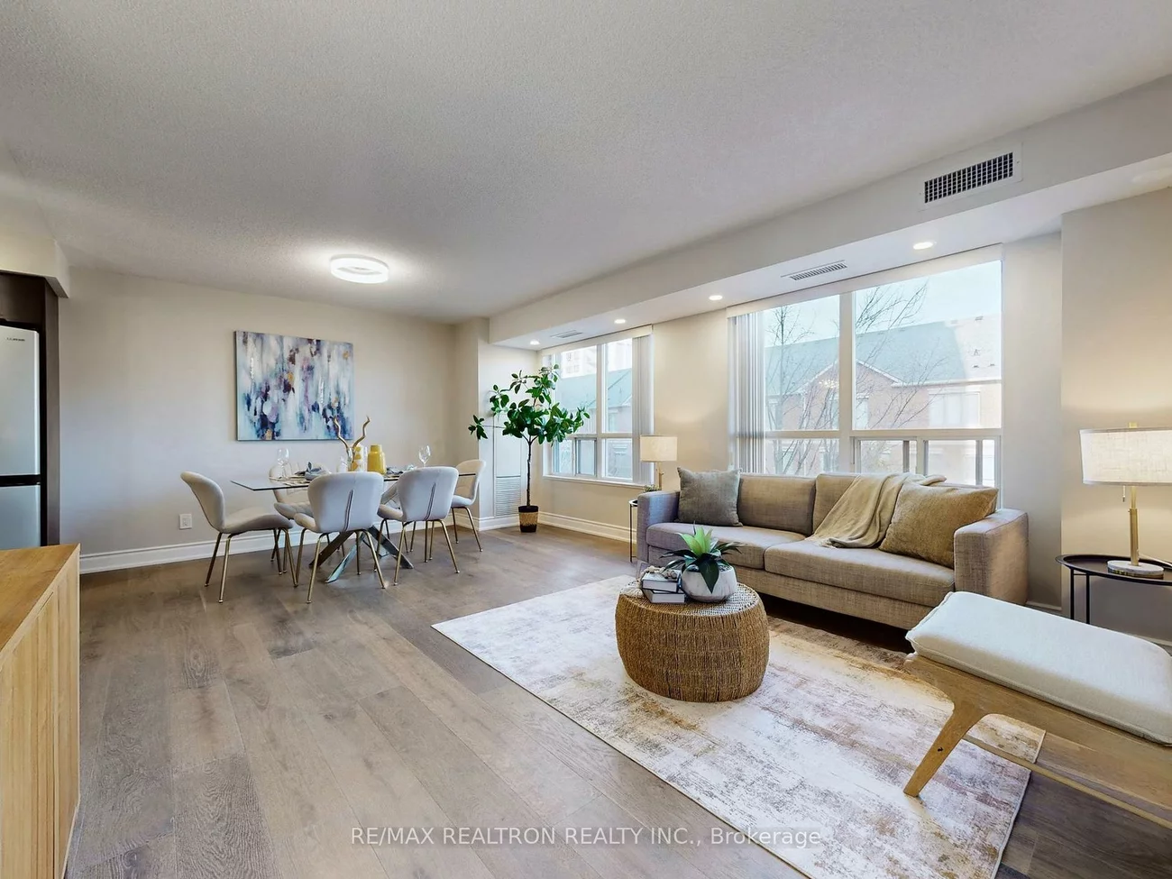 37, Galleria, Commerce Valley, Markham