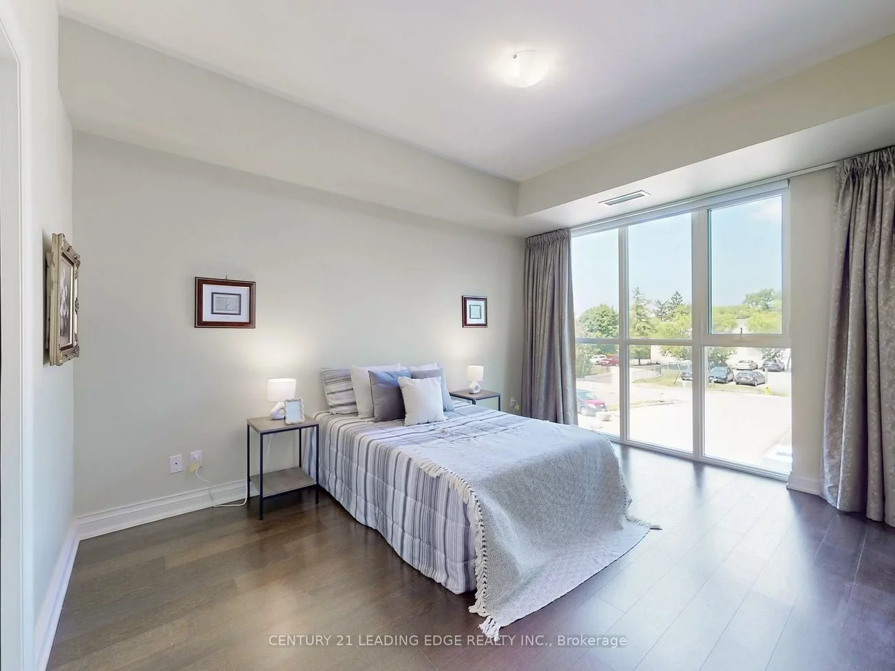 68, Main, Old Markham Village, Markham