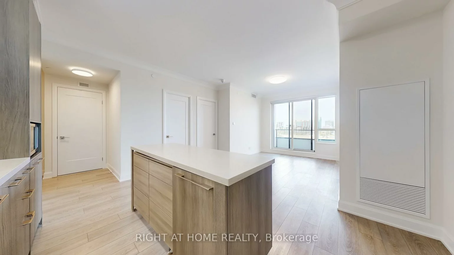 38, Water Walk, Unionville, Markham