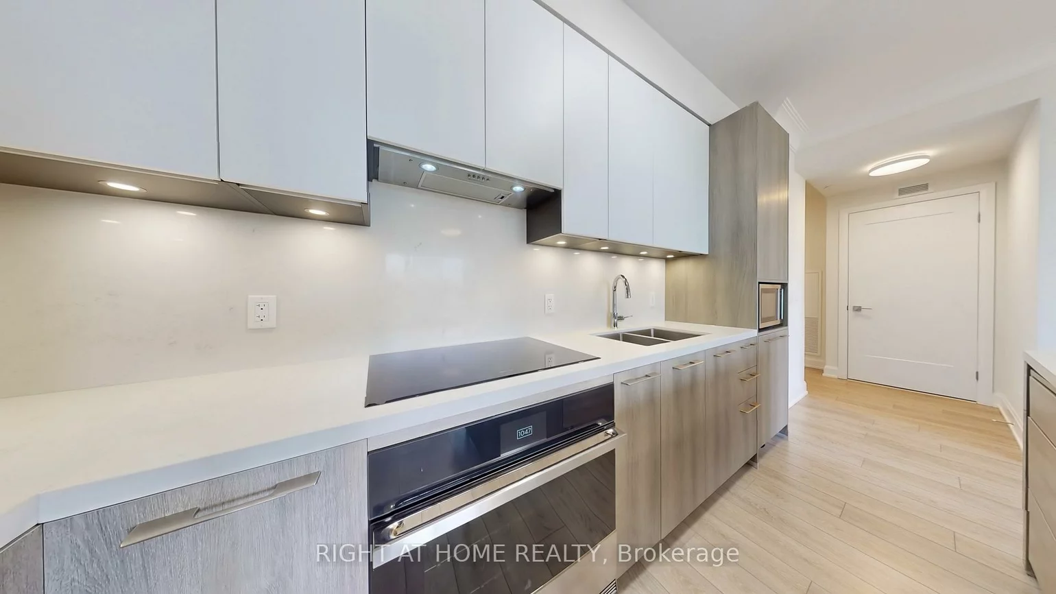 38, Water Walk, Unionville, Markham