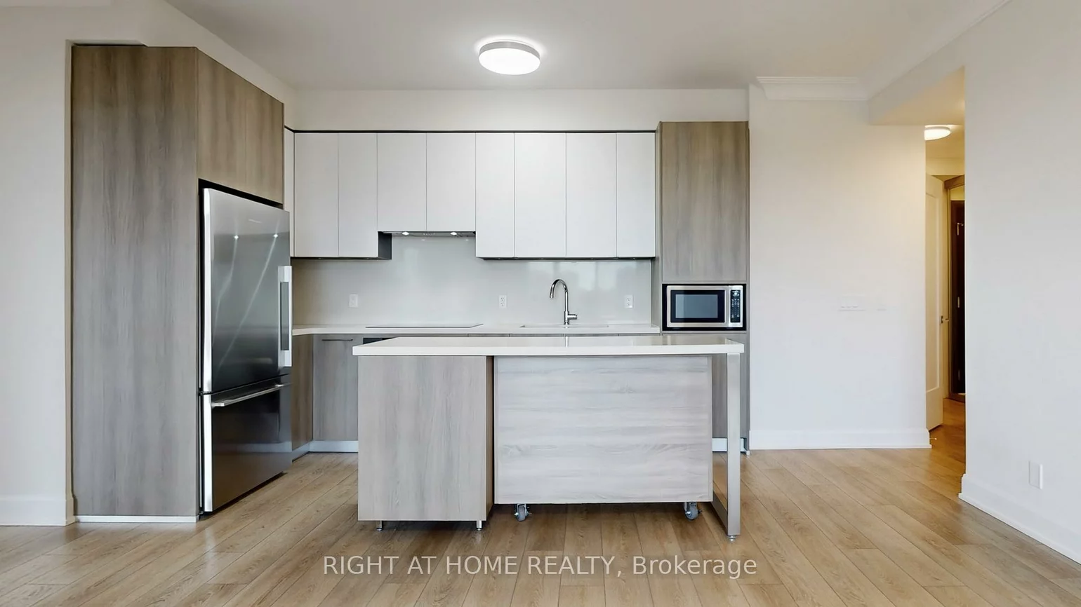 38, Water Walk, Unionville, Markham