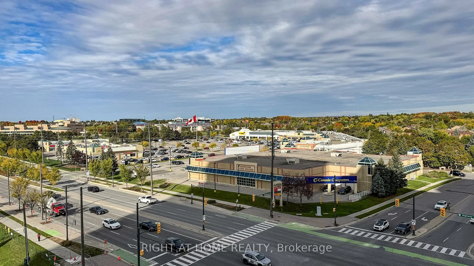 38, Water Walk, Unionville, Markham