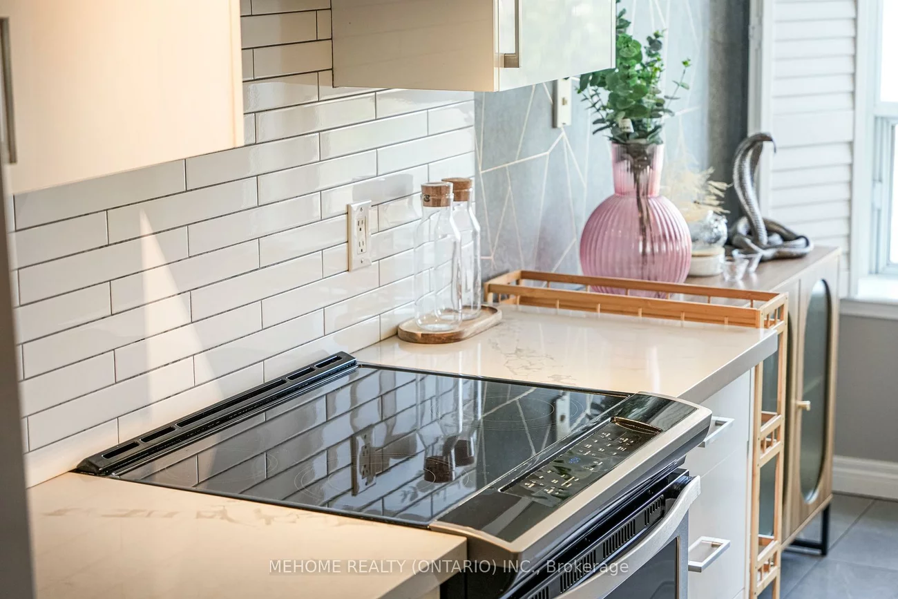 25, Times, Commerce Valley, Markham