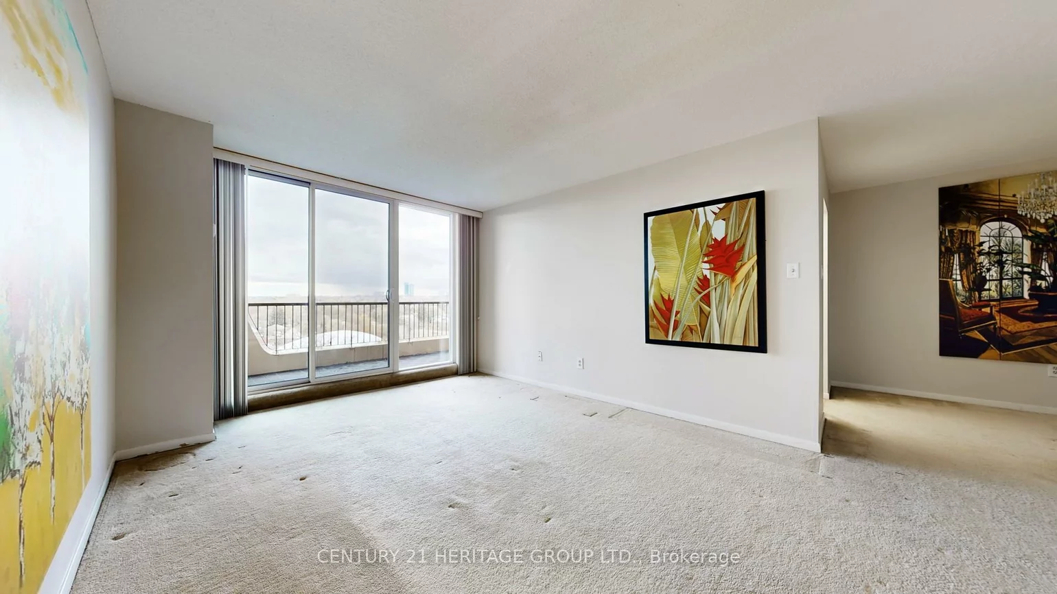 7811, Yonge, Thornhill, Markham