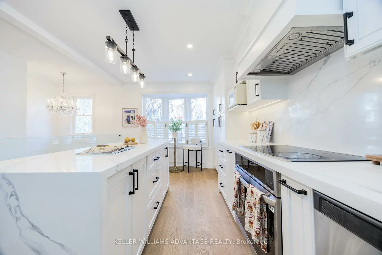 129, Confederation, Thornhill, Markham