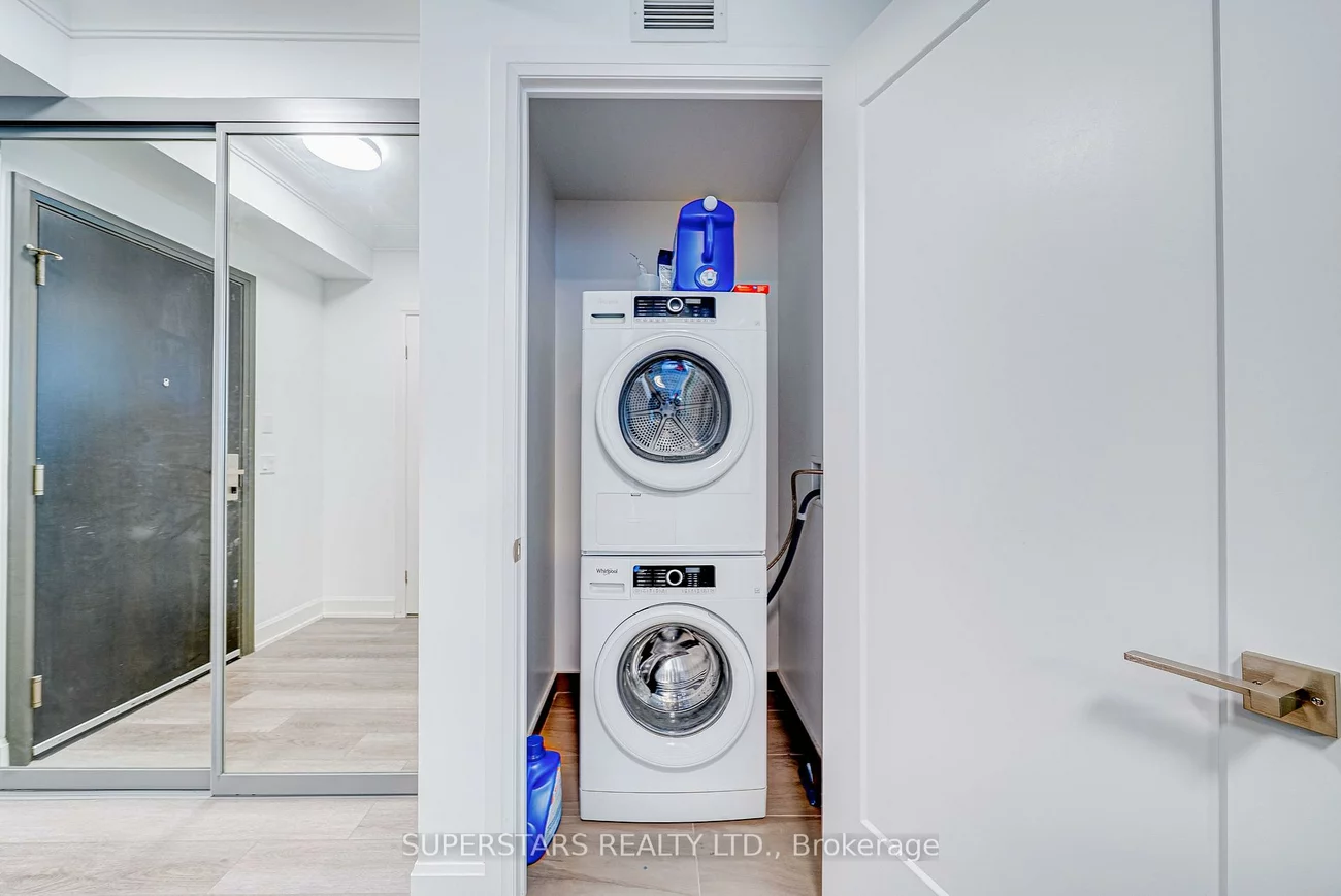 38, Water Walk, Unionville, Markham