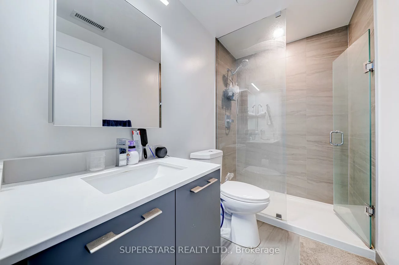 38, Water Walk, Unionville, Markham