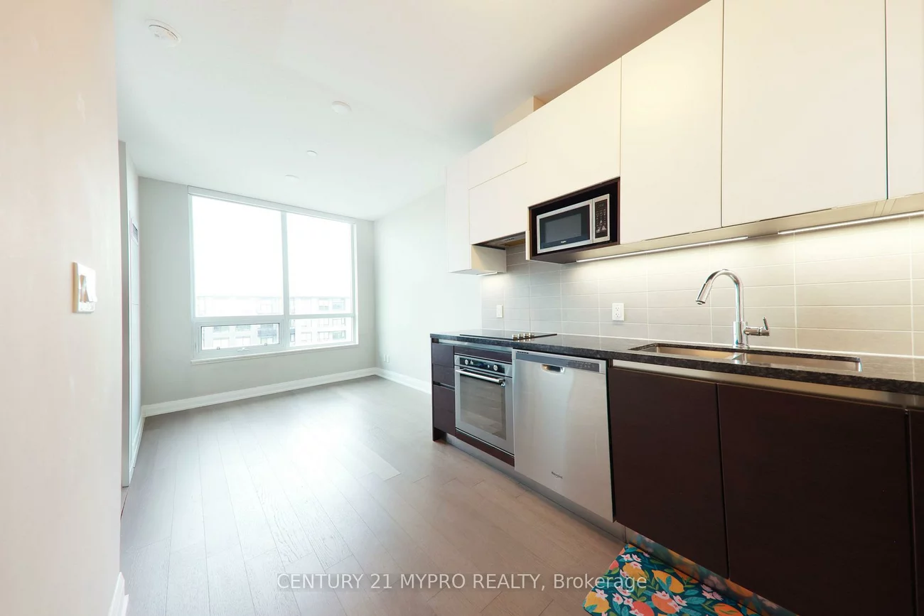 15, Water Walk, Unionville, Markham