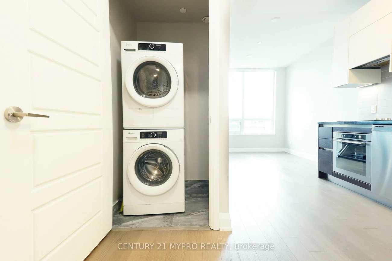 15, Water Walk, Unionville, Markham