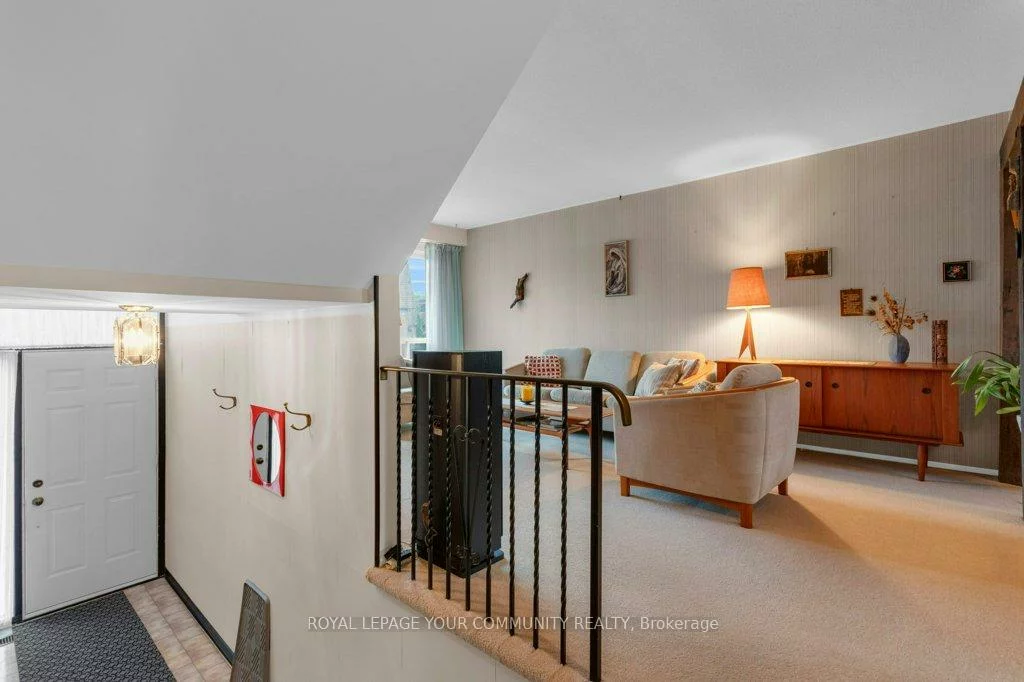 28, Stately, Royal Orchard, Markham