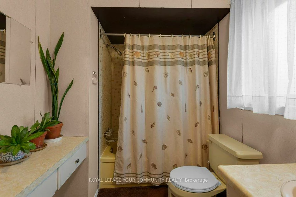 28, Stately, Royal Orchard, Markham