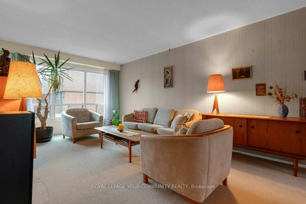 28, Stately, Royal Orchard, Markham