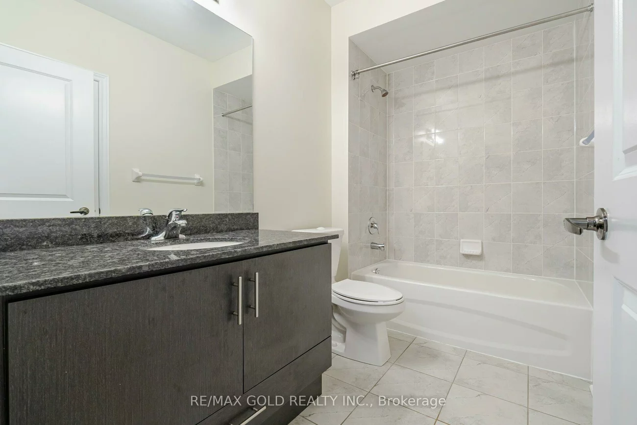 39, New Delhi, Cedarwood, Markham