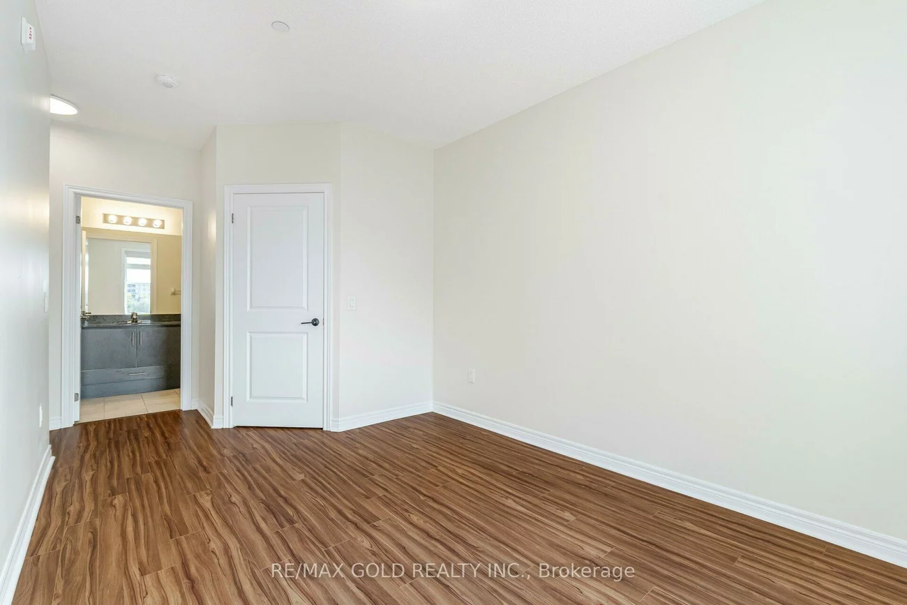 39, New Delhi, Cedarwood, Markham