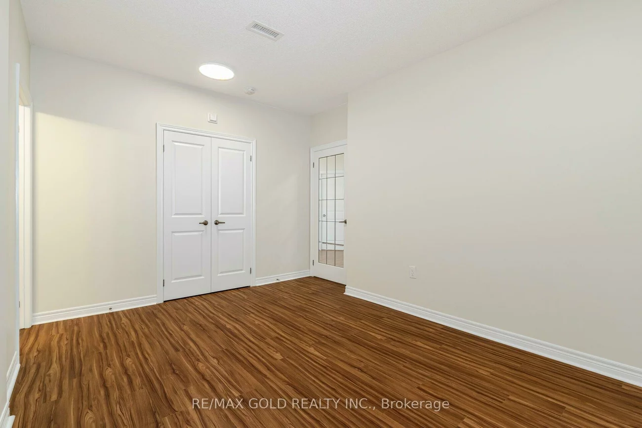 39, New Delhi, Cedarwood, Markham