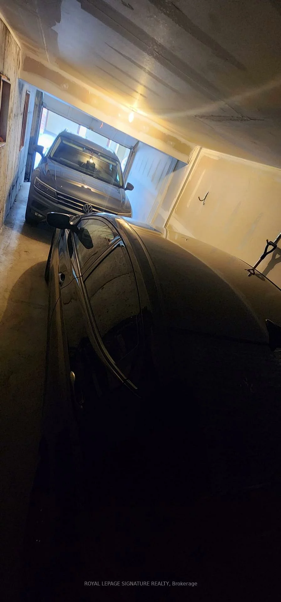 2249, Bur Oak, Greensborough, Markham