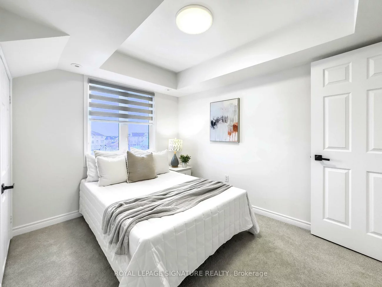 2249, Bur Oak, Greensborough, Markham