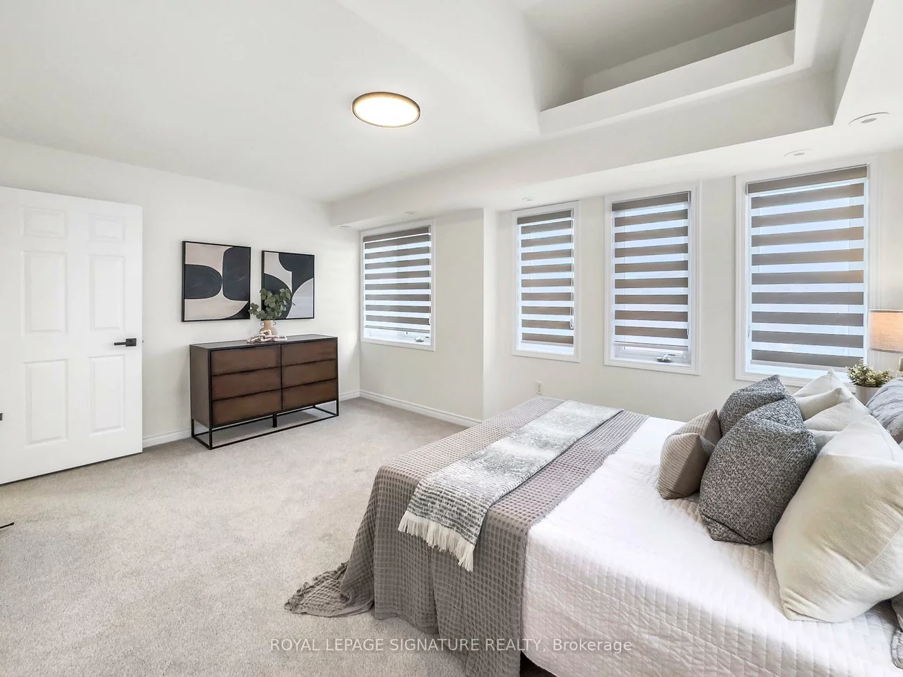 2249, Bur Oak, Greensborough, Markham