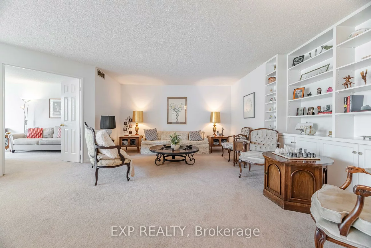 7825, Bayview, Aileen-Willowbrook, Markham