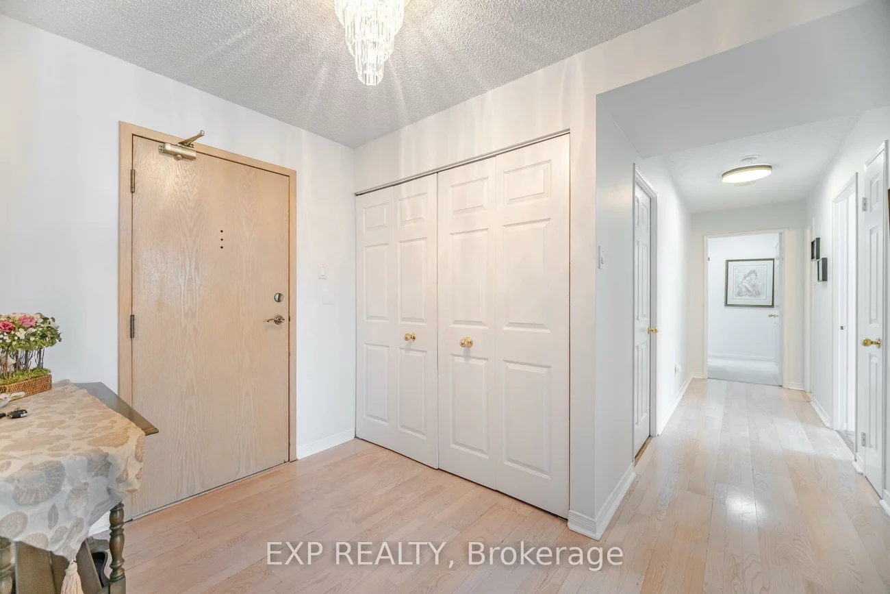 7825, Bayview, Aileen-Willowbrook, Markham