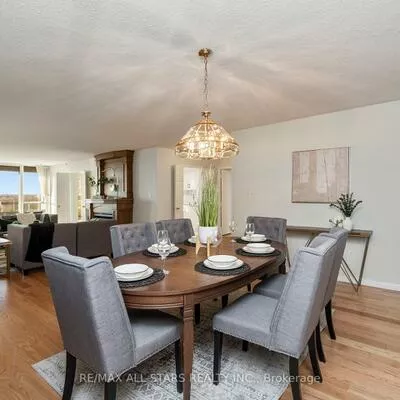 610, Bullock, Markville, Markham