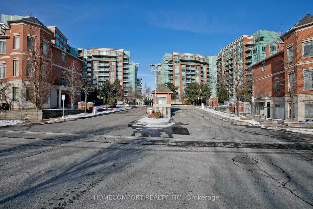 62, Suncrest, Commerce Valley, Markham