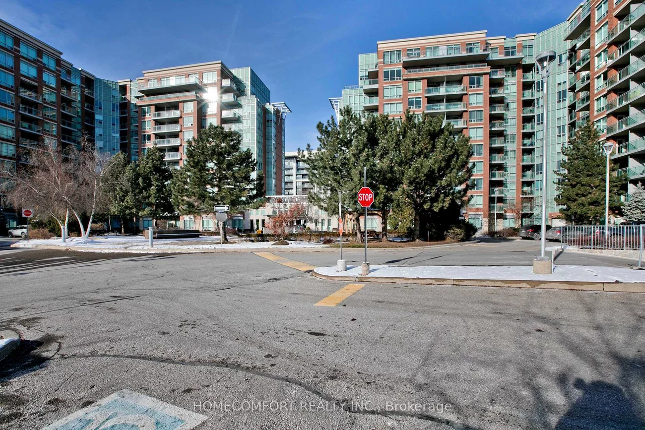 62, Suncrest, Commerce Valley, Markham