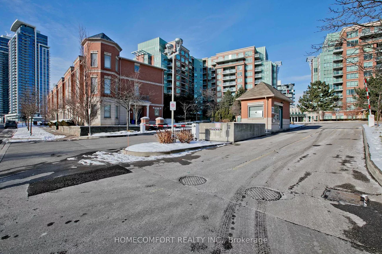 62, Suncrest, Commerce Valley, Markham