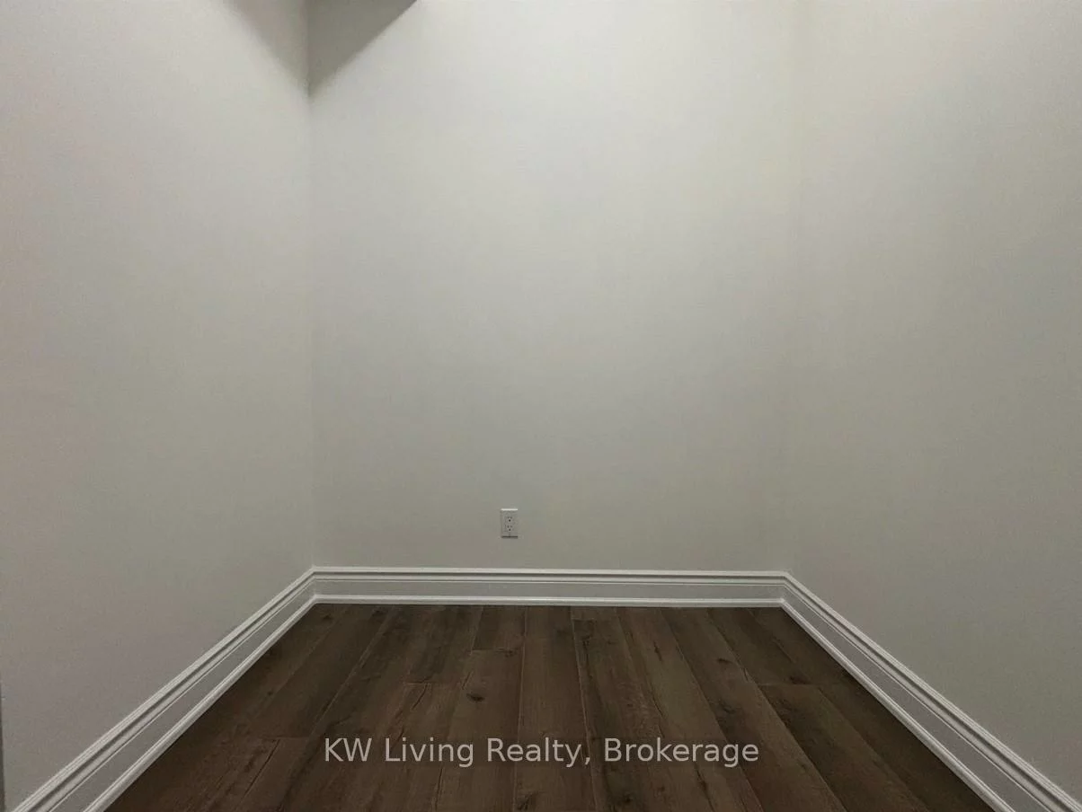 89, South Town Centre, Unionville, Markham