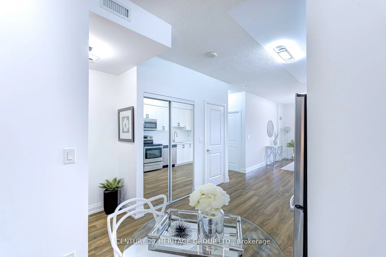 7171, Yonge, Grandview, Markham