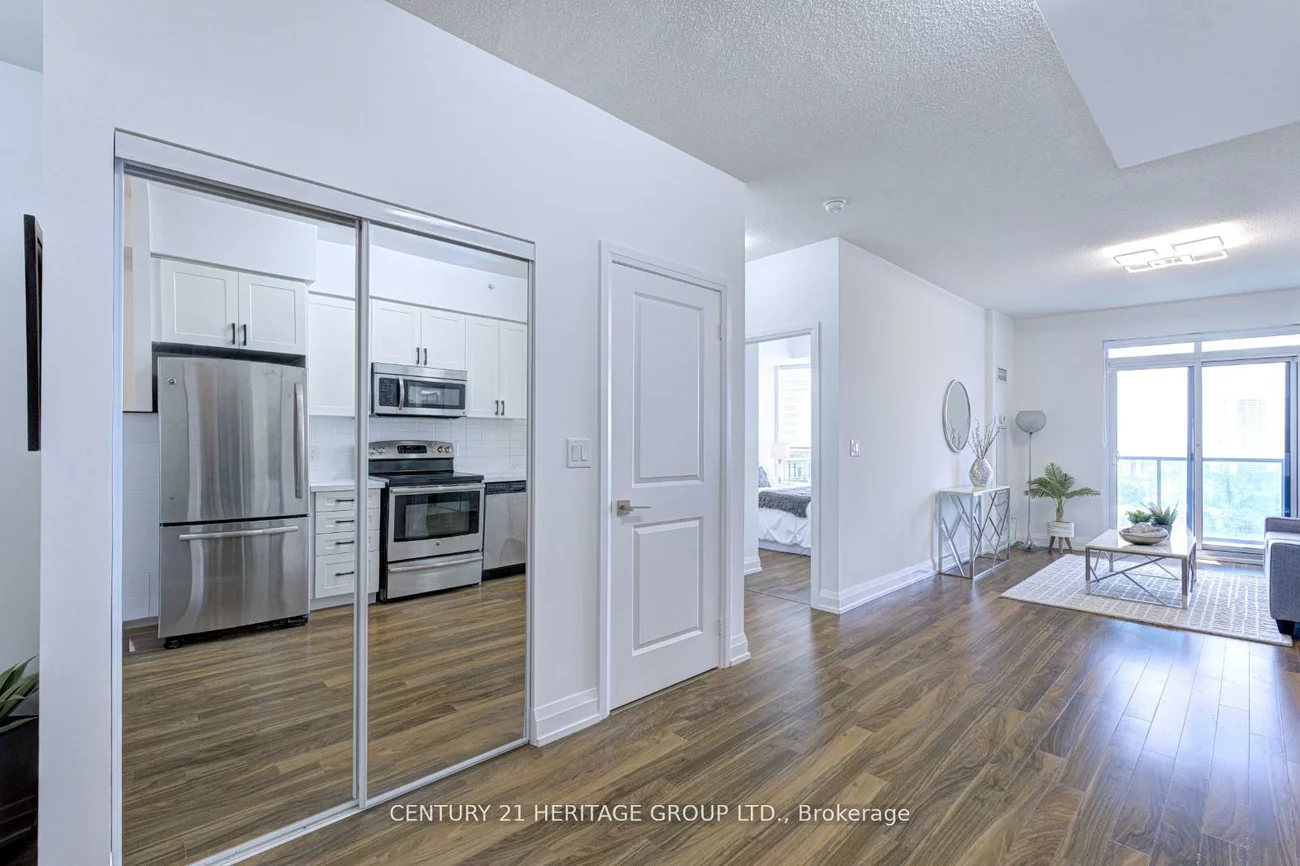 7171, Yonge, Grandview, Markham