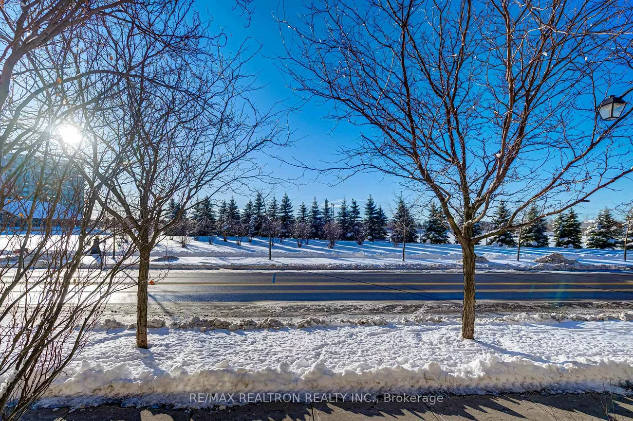 37, Galleria, Commerce Valley, Markham