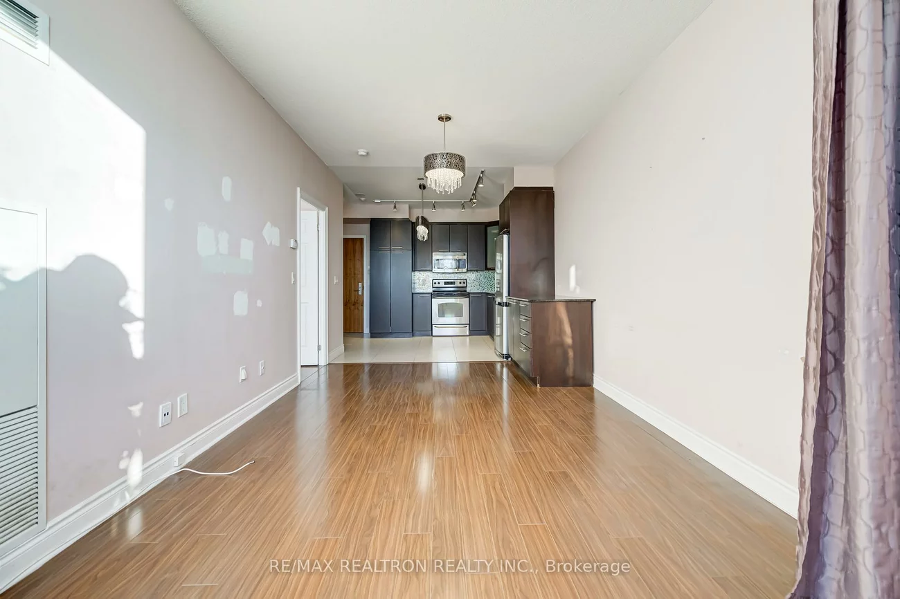 37, Galleria, Commerce Valley, Markham