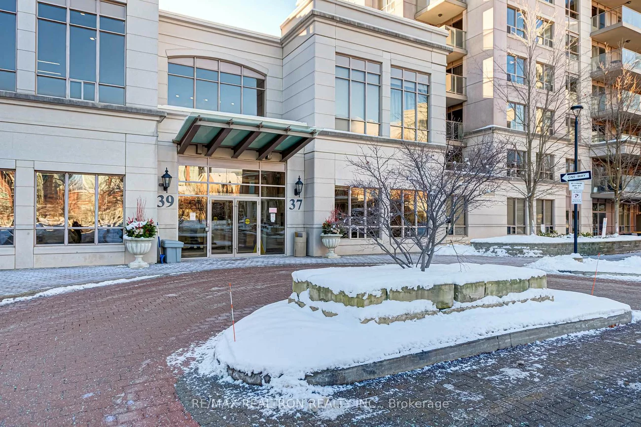 37, Galleria, Commerce Valley, Markham