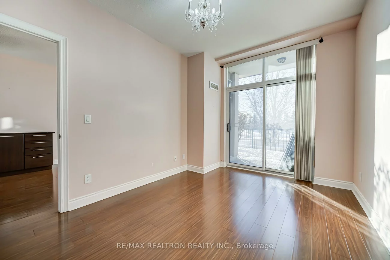 37, Galleria, Commerce Valley, Markham