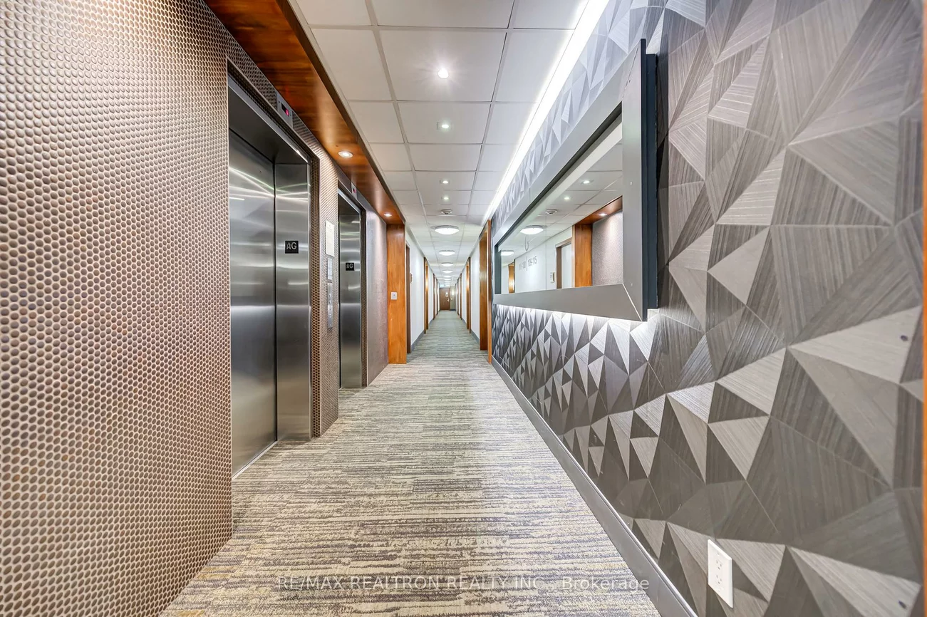 37, Galleria, Commerce Valley, Markham